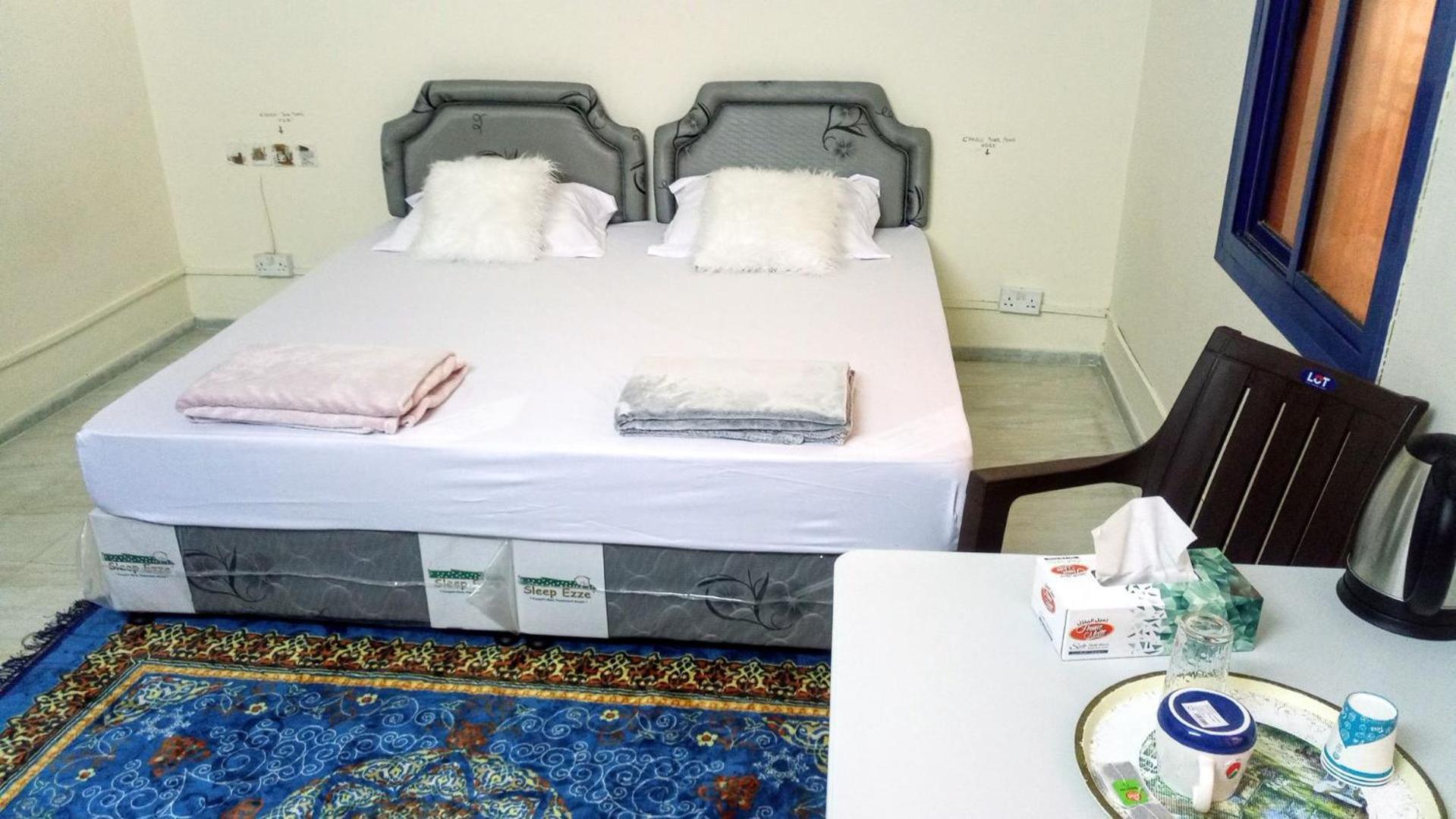 Salem House Hostel Назва Экстерьер фото